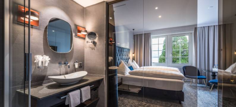 贡腾公园酒店 - 海滩与 Spa(Parkhotel Gunten – Beach & Spa)图片