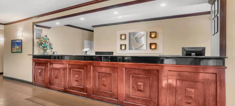 蒙哥马利东蒙蒂塞洛舒适套房酒店(Comfort Suites Montgomery East Monticello Dr)图片