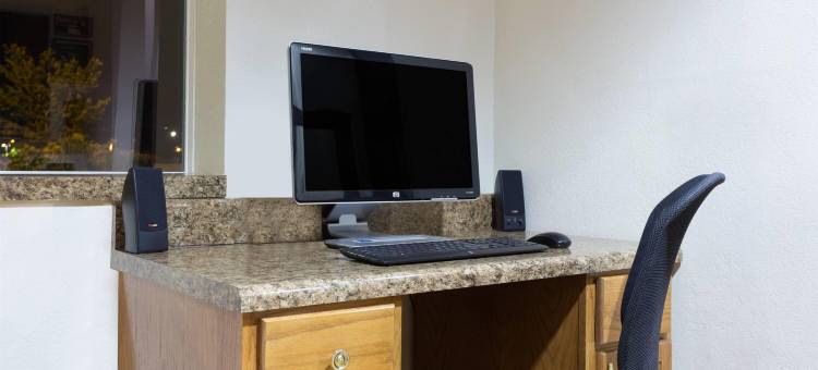 安德森-克莱姆森区温德姆速8酒店(Super 8 by Wyndham Anderson/Clemson Area)图片