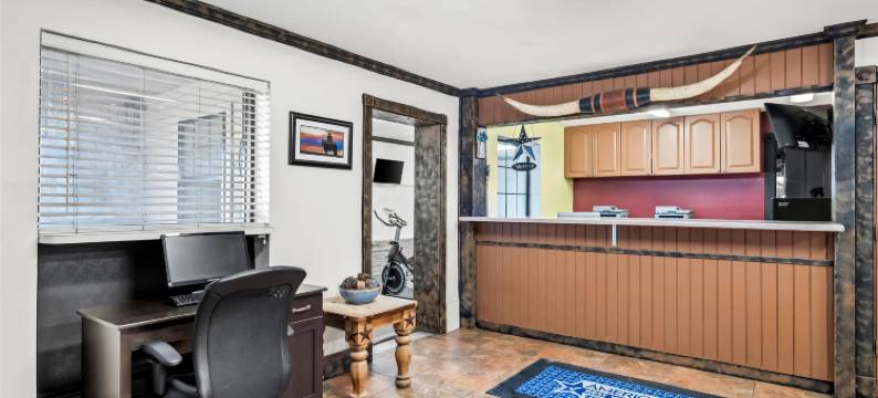 中洛锡安锡达希尔美洲最佳价值酒店(Americas Best Value Inn-Midlothian/Cedar Hill)图片