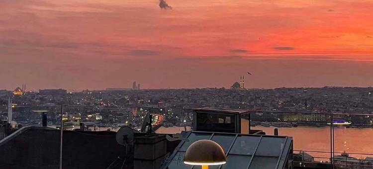 佩拉阿达汉德卡蒙多-傲途格精选(Adahan DeCamondo Pera, Autograph Collection)图片