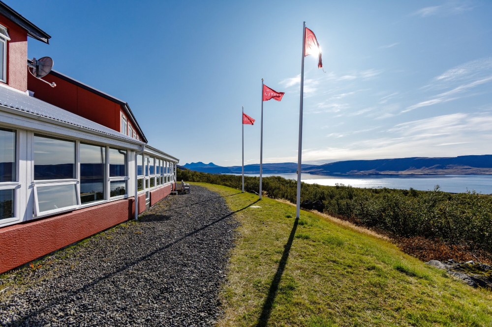 Hotel Glymur Over view