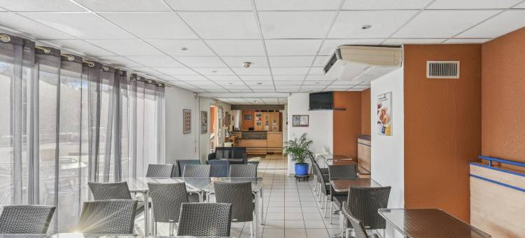 雅嘉娜城市查特瑞纳酒店(Hôtel Akena Chateaurenard - Parc des Expositions Avignon)图片