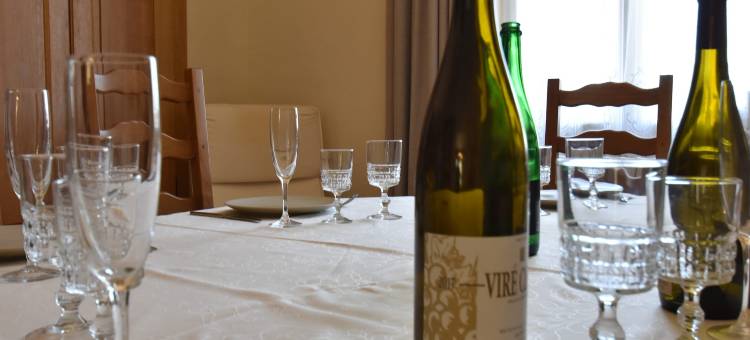 Mansion in Martigny with Heated Pool & Vineyards图片