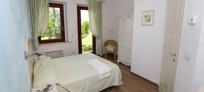 Mansion in San Valentino with Pool图片