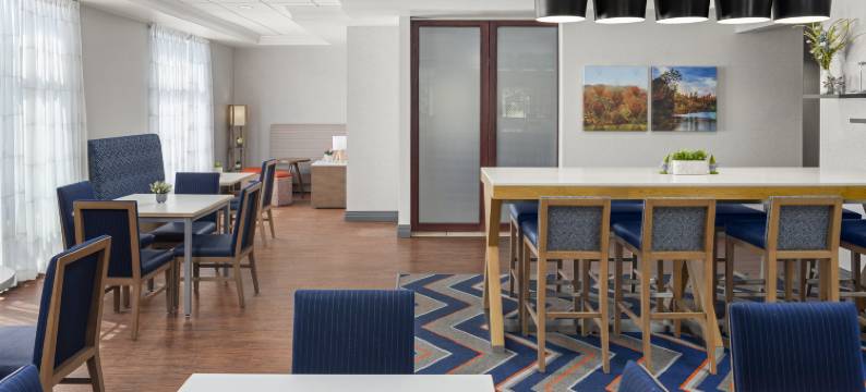 希尔顿欢朋酒店-费尔蒙(Hampton Inn Fairmont)图片