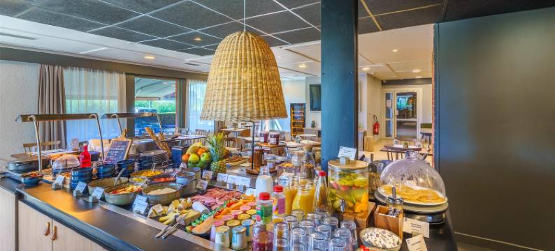 圣阿波利奈尔东第戎康铂酒店(Campanile NATURE - Dijon Est Saint-Apollinaire)图片