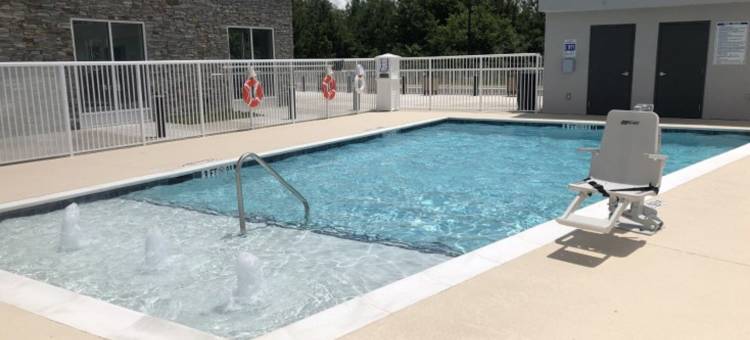 洲际酒店集团费耶特维尔西-布拉格堡地区假日酒店及套房(Holiday Inn & Suites Fayetteville W-Fort Bragg Area)图片