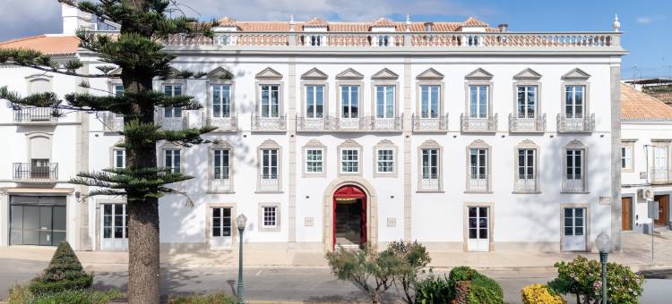 塔维拉宫(Palacio de Tavira)图片