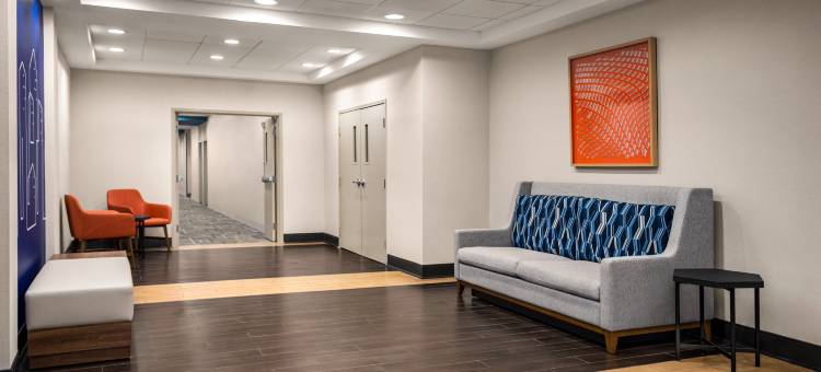 智选假日套房酒店麦克多诺 by IHG(Holiday Inn Express & Suites Mcdonough)图片