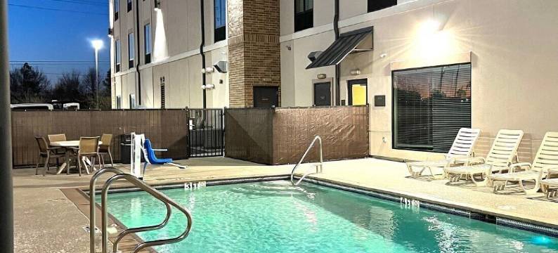 舒适套房靠近萨姆休斯顿赛马公园(Comfort Suites Near Sam Houston Race Park)图片