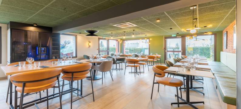 利昂东部布隆康铂酒店(Campanile NATURE - Lyon Est Bron Eurexpo)图片