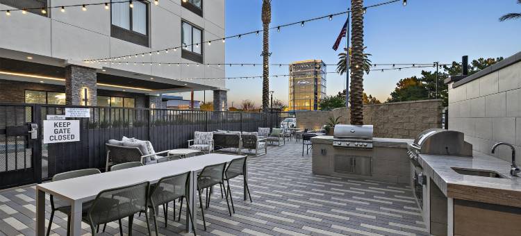 希尔顿欢朋酒店安大略机场(Hampton Inn by Hilton Ontario Airport)图片