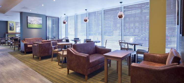 斯劳中心南普瑞米尔酒店(Premier Inn Slough Central South)图片