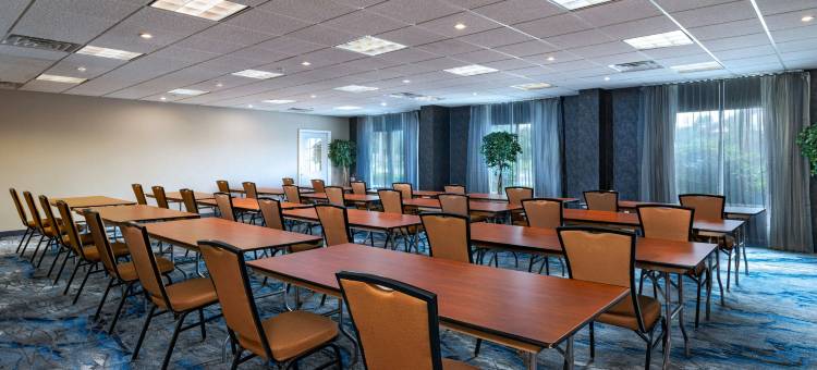 爱迪生-南普莱恩菲尔德万枫酒店及套房(Fairfield Inn & Suites Edison-South Plainfield)图片