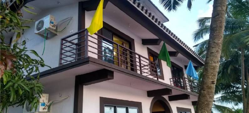 乌贝尔来福客房湖景公寓(Uberlife Rooms Bambolim)图片