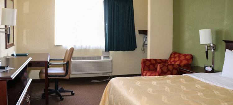 品质酒店东部(Quality Inn Evansville Eastland Area)图片