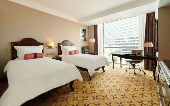 Eastin Grand Hotel Saigon Hotel Overview