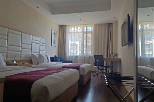 月坨岛1下单前请咨询民宿(海昌街分店)