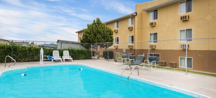 道奇城速8酒店(Super 8 by Wyndham Dodge City)图片