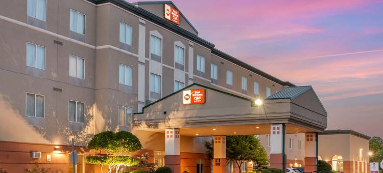 佩姆比纳贝斯特韦斯特优质套房酒店(Best Western Plus Pembina Inn  Suites)图片