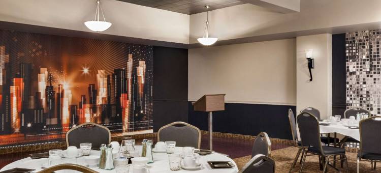 萨尼亚温德姆速8酒店(Super 8 by Wyndham Sarnia on)图片