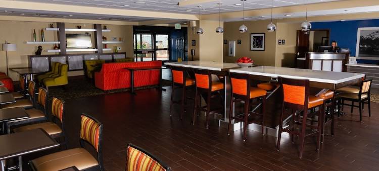诺科/科罗娜希尔顿欢朋酒店(Hampton Inn Norco-Corona-Eastvale)图片