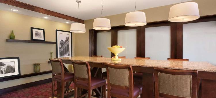 伊利-南欢朋酒店(Hampton Inn Erie-South)图片