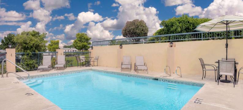 美肯I-475戴斯酒店(Days Inn by Wyndham Macon I-475)图片