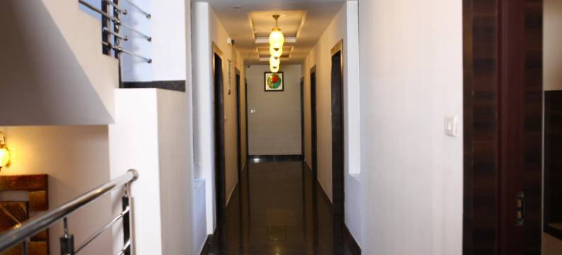 康乃馨酒店(Hotel Carnation)图片