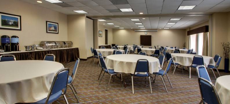 Holiday Inn Express 巴尔的摩 - BWI机场西(Holiday Inn Express BALTIMORE-BWI AIRPORT WEST by IHG)图片