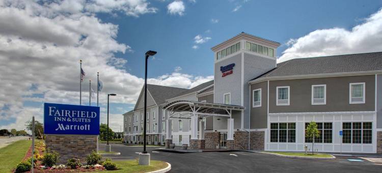 科德角海恩尼斯万枫酒店及套房(Fairfield Inn & Suites Cape Cod Hyannis)图片