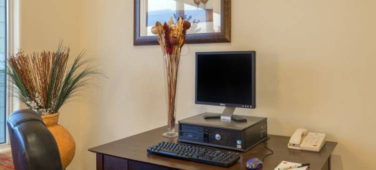 米德兰速8酒店(Super 8 by Wyndham Midland)图片