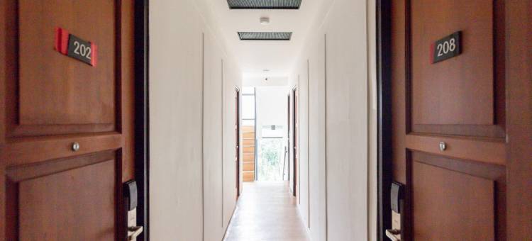 红多兹Plus酒店-近ICE BSD 2号(RedDoorz Plus Near Ice BSD 2)图片