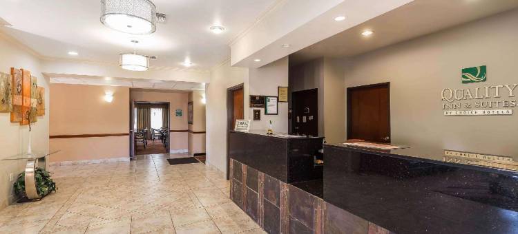 格兰伯里凯艺套房酒店(Quality Inn & Suites Granbury)图片