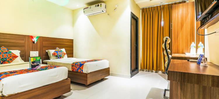 Fabhotel Rr Grand酒店(FabHotel RR Grand - Next to Trendset Mall)图片