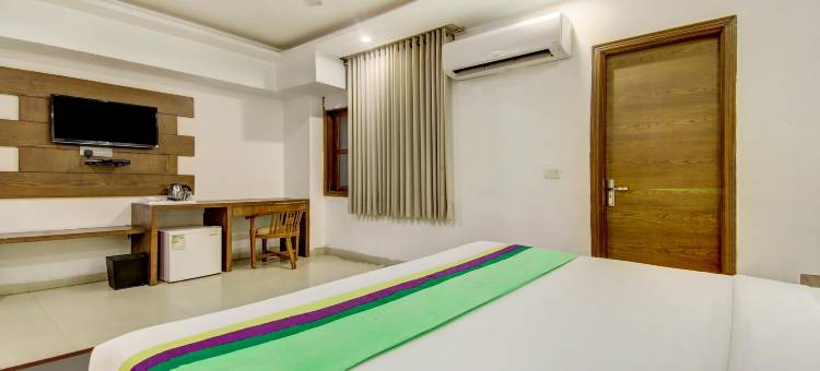 Treebo The Kings 广场(Treebo the Kings Plaza)图片