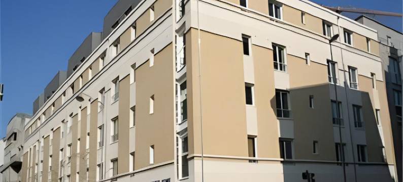 兰斯克莱马来塞祖尔阿菲尔酒店(Séjours & Affaires Reims Clairmarais)图片