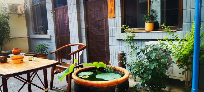 雄县梧桐树民宿(人民大街分店)图片