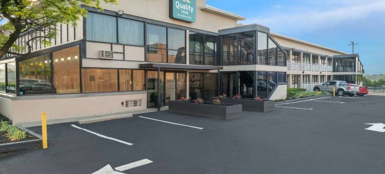 底特律市中心凯艺酒店(Quality Inn Detroit Downtown)图片