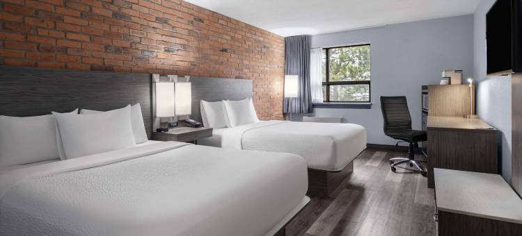 巴里Travelodge by Wyndham酒店(Travelodge by Wyndham Barrie)图片