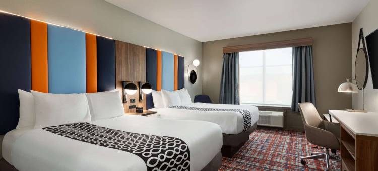 安尼斯顿牛津拉昆塔温德姆套房酒店(La Quinta Inn & Suites by Wyndham Oxford - Anniston)图片