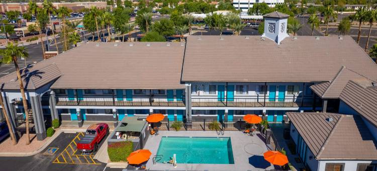 Hotel Serene Glendale Peoria, Surestay Collection by BW图片