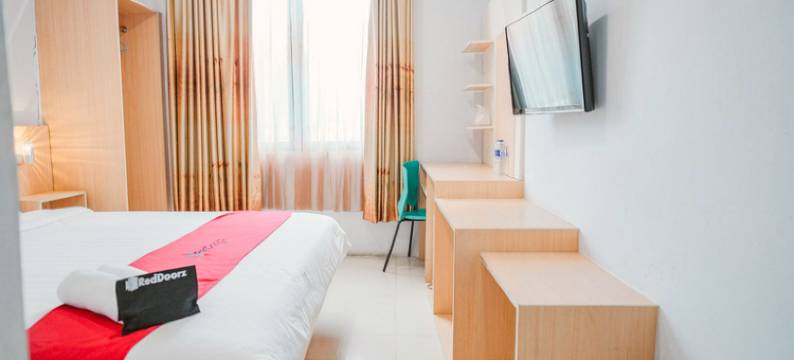 T-One酒店(RedDoorz Premium at Hotel T-One Jambi)图片