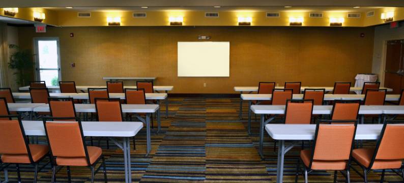 埃芬万豪万枫酒店(Fairfield Inn & Suites Effingham)图片