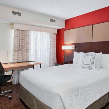 底特律皮蒂亚克奥本山Residence Inn 酒店(Residence Inn Detroit Pontiac/Auburn Hills)图片