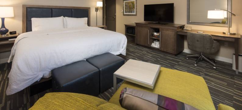 西雅图/雷德蒙瓦欢朋酒店(Hampton Inn & Suites Seattle/Redmond)图片