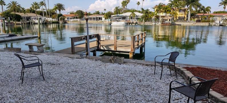 Amazing 1B/1B Waterview, main level Apt. AS3图片