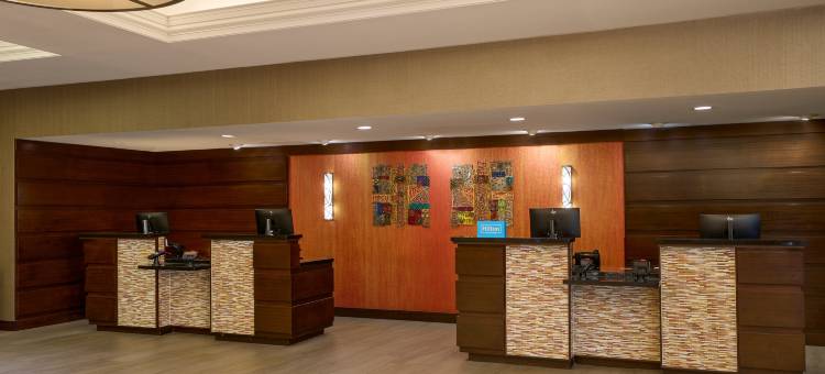 希尔顿逸林酒店双树明尼阿波利斯机场(DoubleTree by Hilton Minneapolis Airport)图片