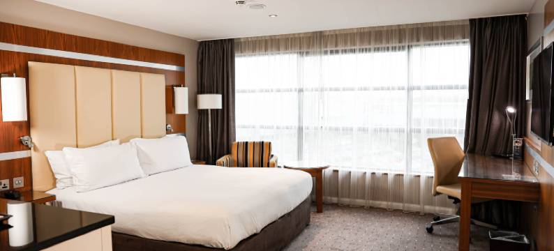 米尔顿凯恩斯希尔顿逸林酒店(DoubleTree by Hilton Milton Keynes)图片